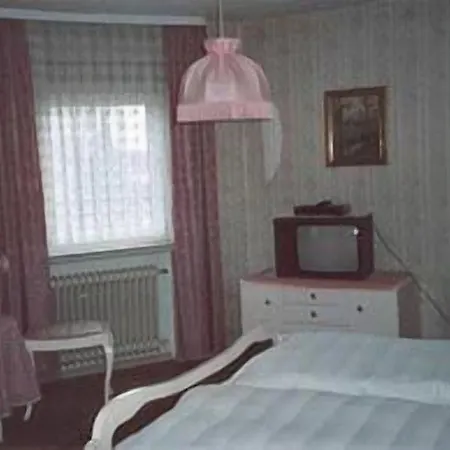 Schlossberg 3* Heppenheim (Bergstrasse)